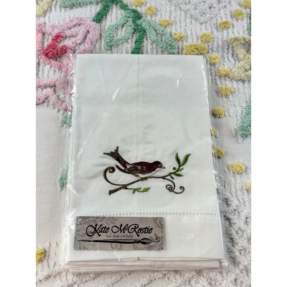 Kate McRostie Peking Handicraft Embroidered Bird Guest Towels Set of 4 White‎